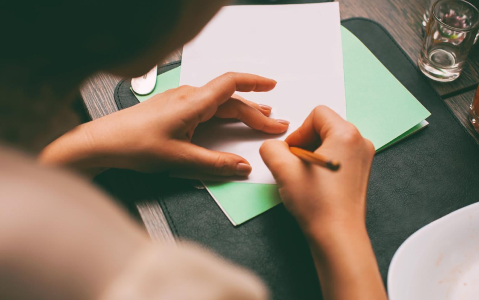 Participants suivant une formation interactive sur les stratégies de création de liens